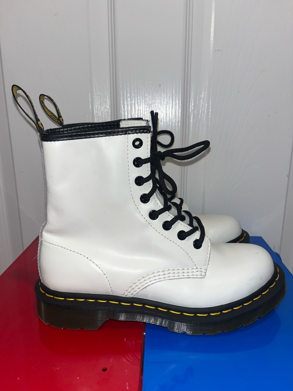 DR MARTENS Smooth leather 1460 boots in White